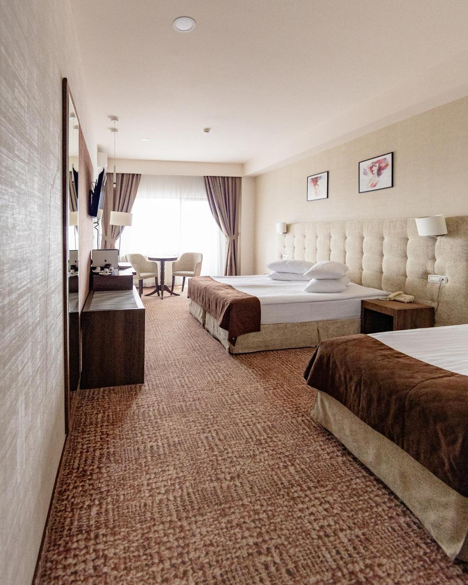 Grand Hotel Belvedere Brasov Exterior photo